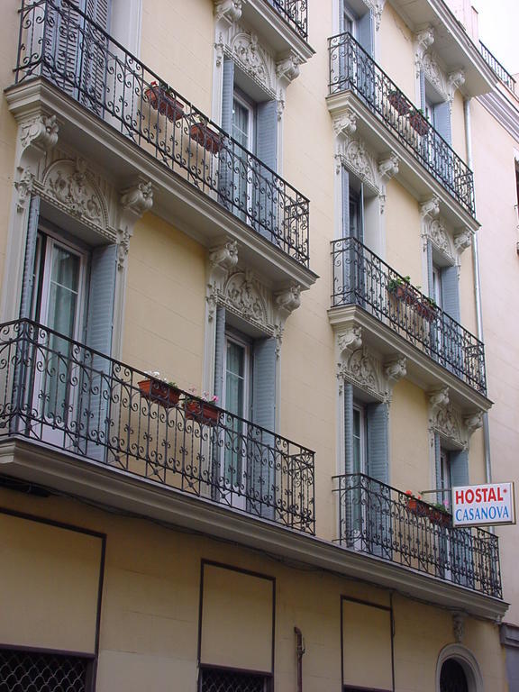 Hostal Casanova Madrid Dış mekan fotoğraf