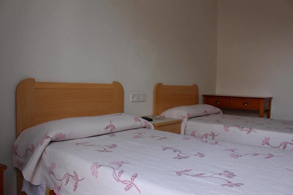 Hostal Casanova Madrid Dış mekan fotoğraf